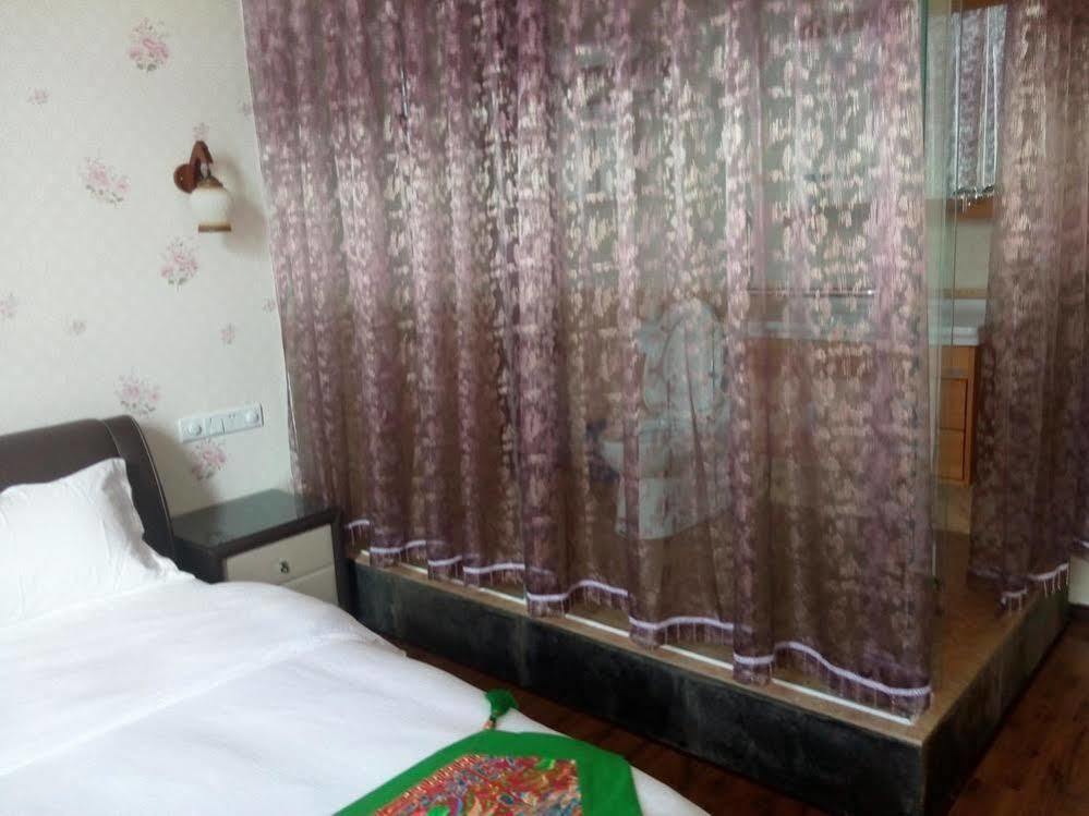 Shuanglang Jinxiangyuan Hotel Dali Shuanglang Esterno foto